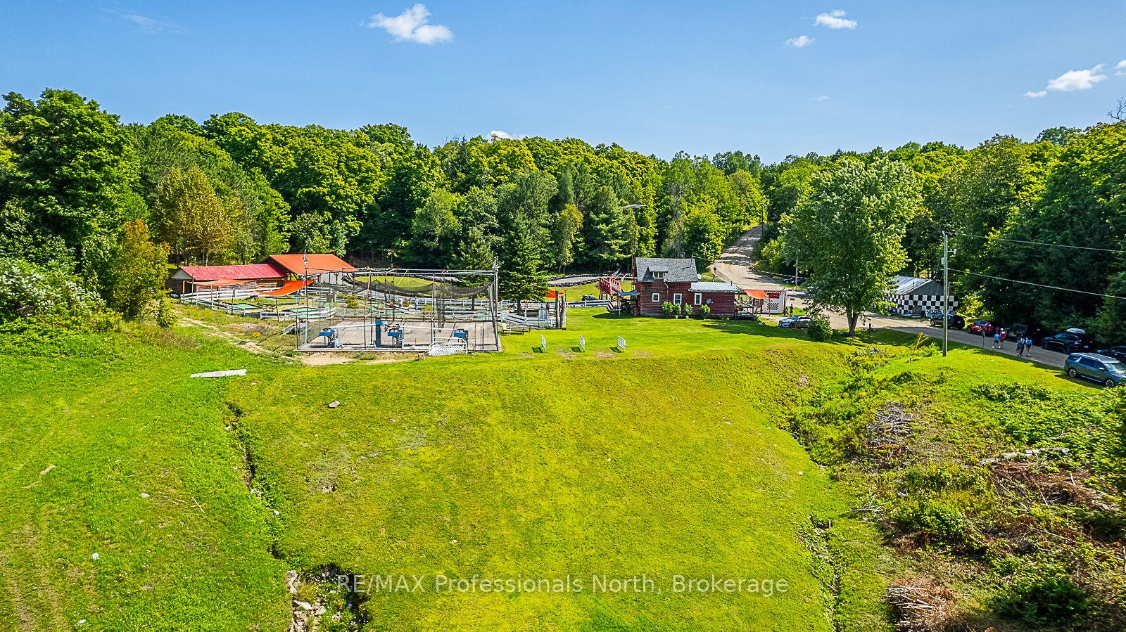 Photo 39 of 1063 Ravine Road, Minden Hills, Lutterworth — HOMEH