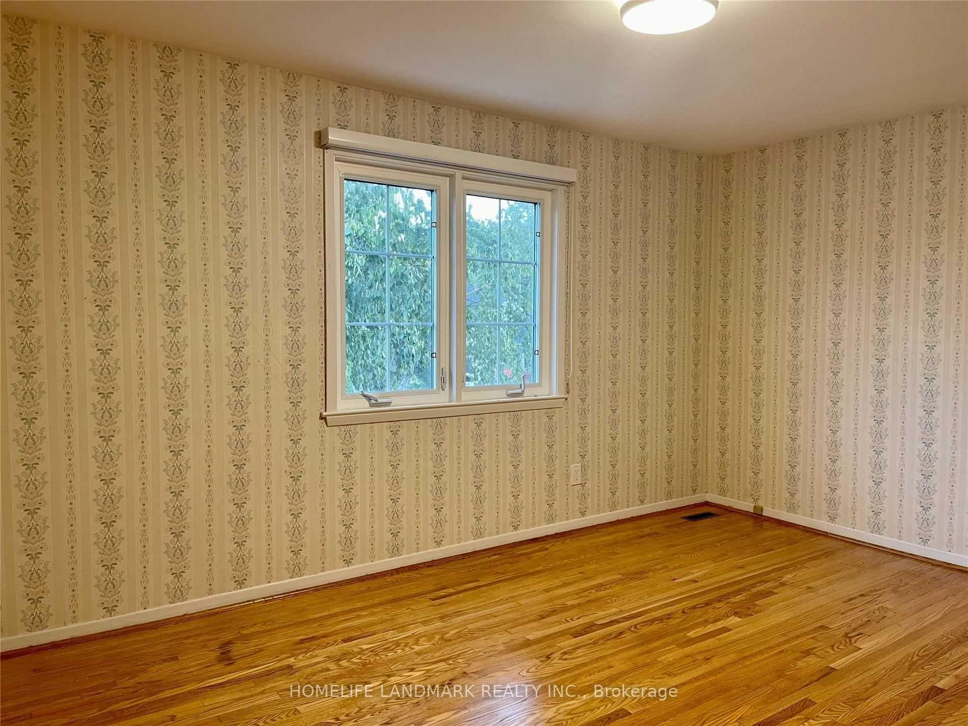 Photo 11 of 34 Wild Cherry Lane, Markham, Royal Orchard — HOMEH