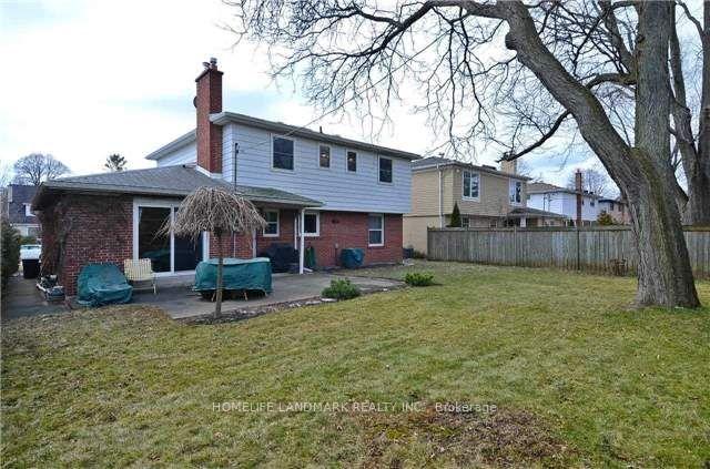 Photo 15 of 34 Wild Cherry Lane, Markham, Royal Orchard — HOMEH