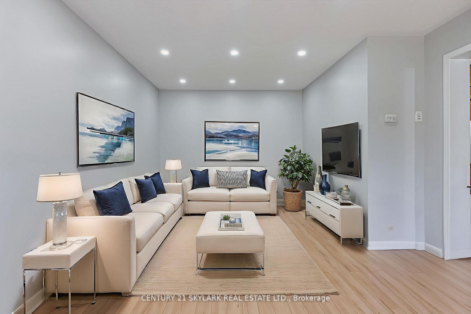 Photo 11 of 920 Deverell Place, Milton, Coates — HOMEH