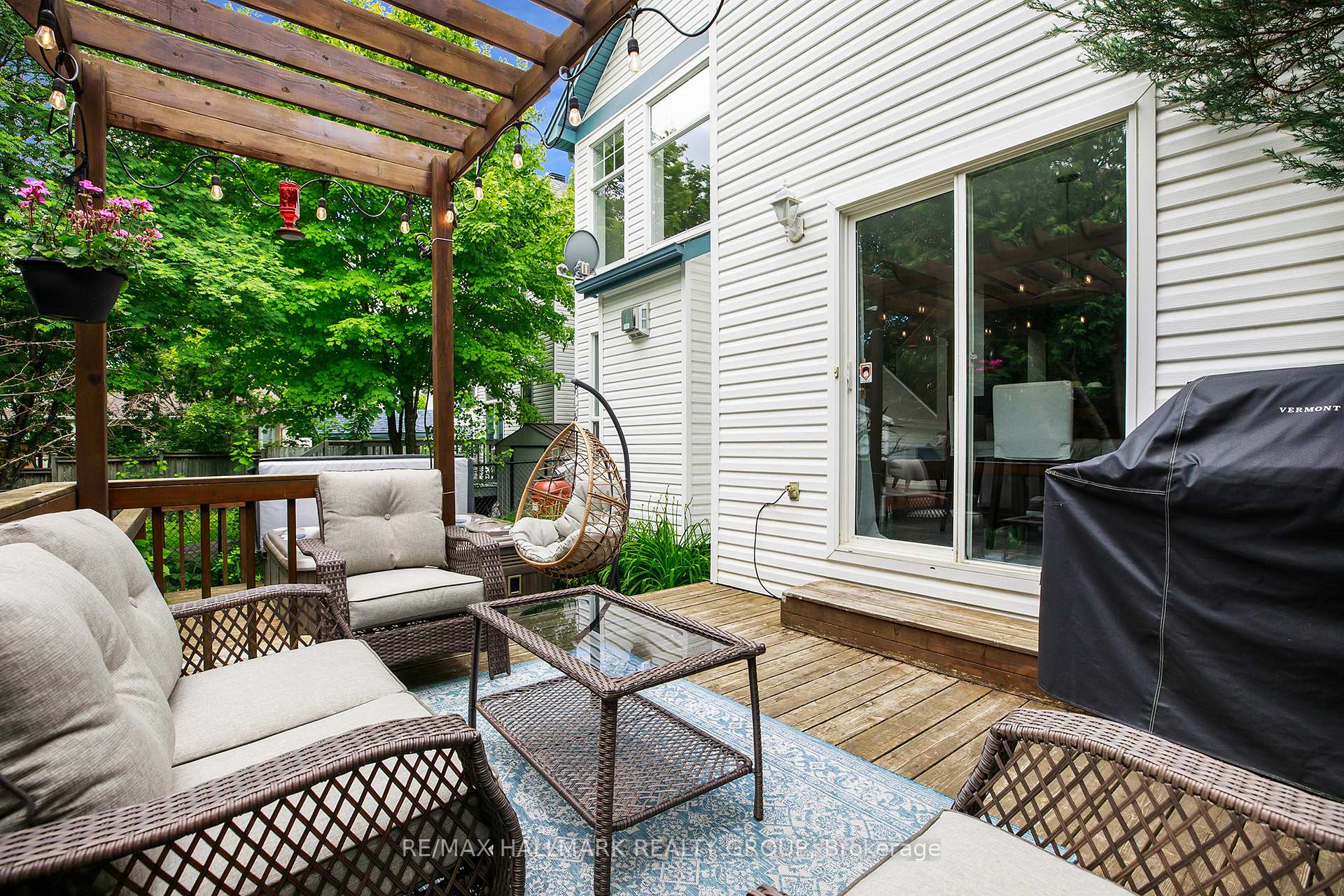 Photo 31 of 201 Yoho Drive, Ottawa, Kanata - Bridlewood — HOMEH