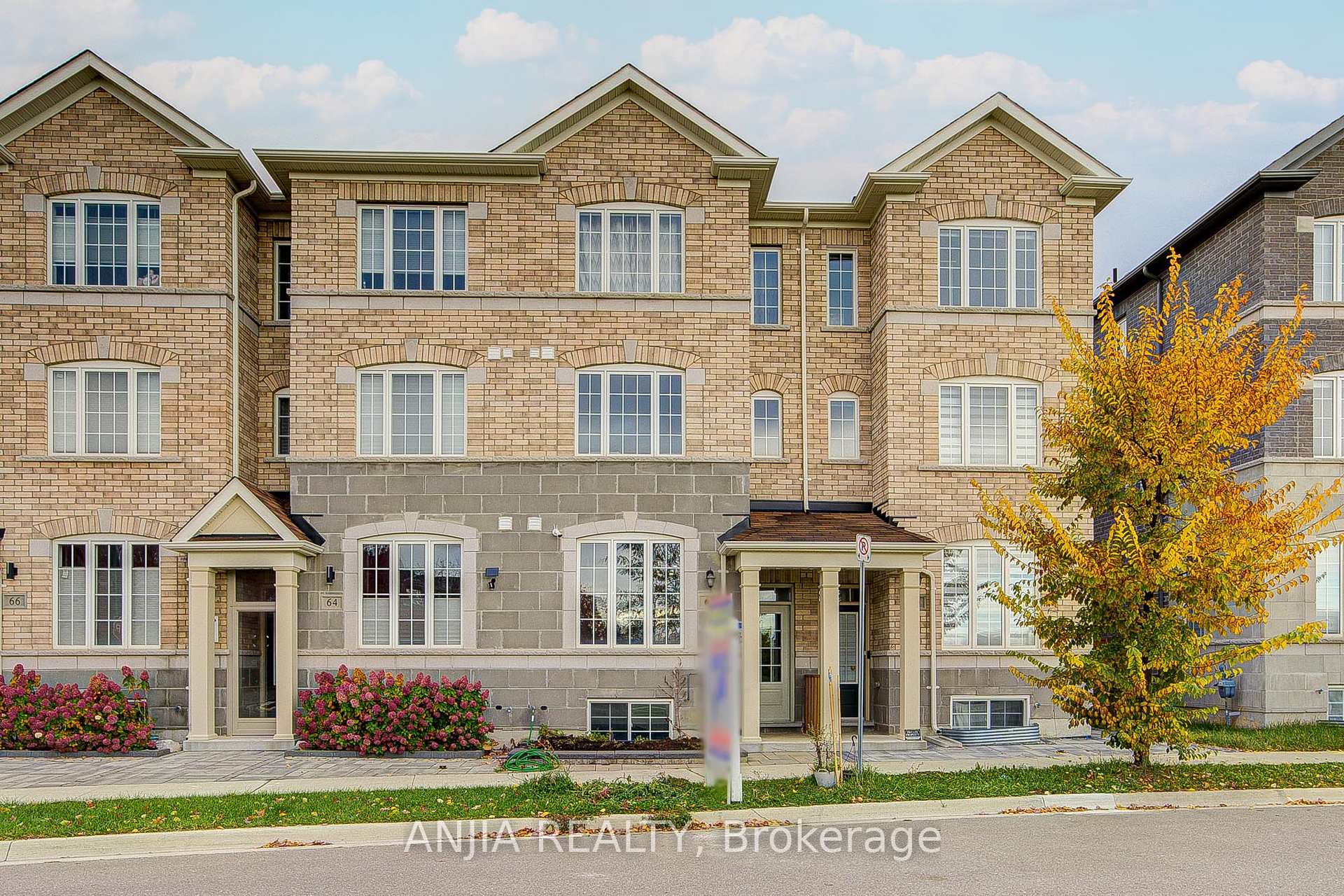 Photo 1 of 62 Harvest Field Road, Markham, Cornell — HOMEH