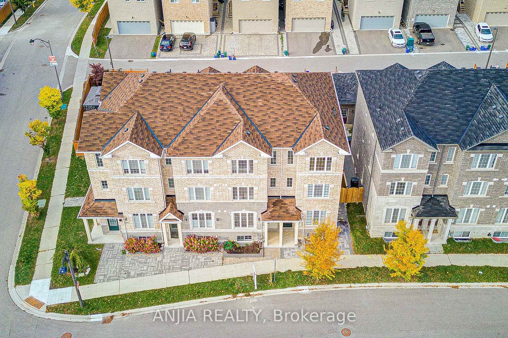 Photo 3 of 62 Harvest Field Road, Markham, Cornell — HOMEH