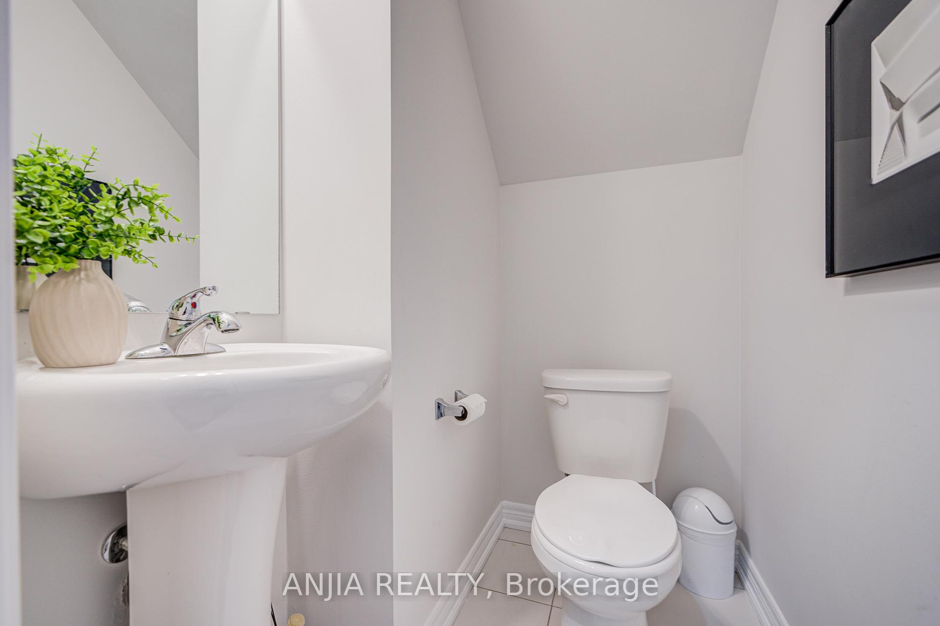 Photo 15 of 62 Harvest Field Road, Markham, Cornell — HOMEH