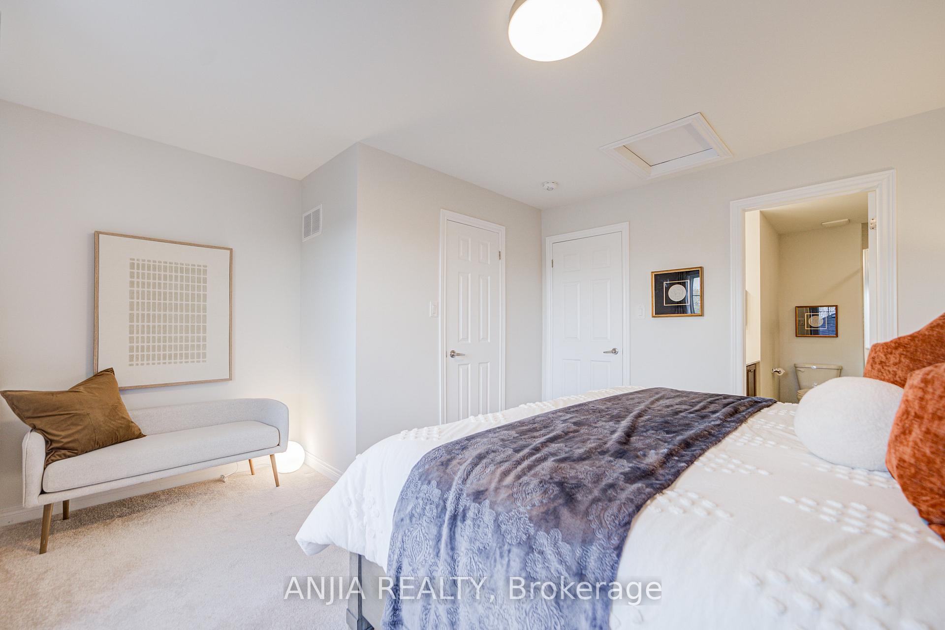 Photo 34 of 62 Harvest Field Road, Markham, Cornell — HOMEH