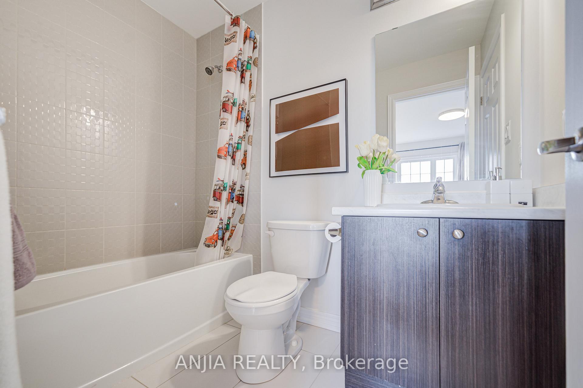 Photo 39 of 62 Harvest Field Road, Markham, Cornell — HOMEH