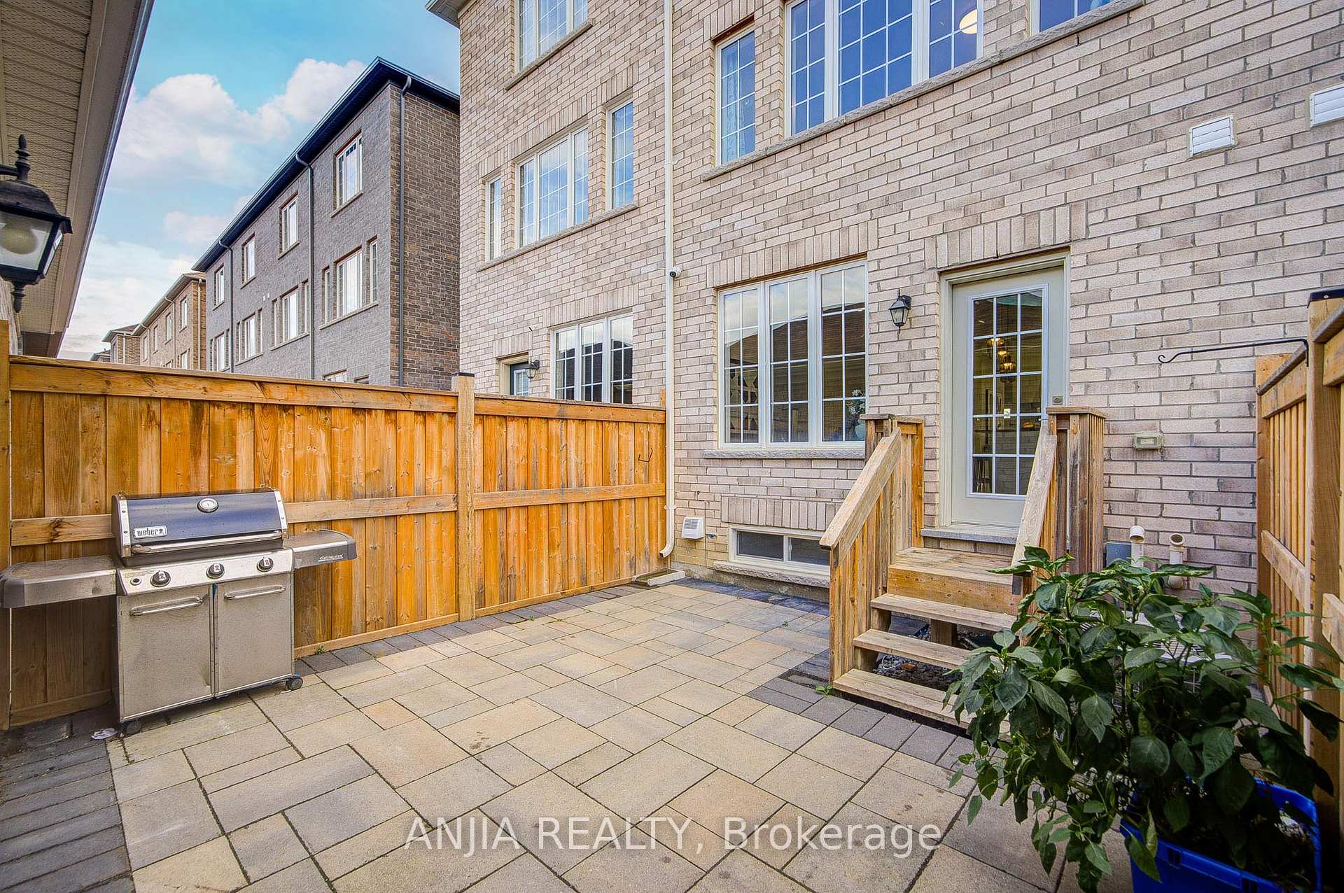 Photo 47 of 62 Harvest Field Road, Markham, Cornell — HOMEH