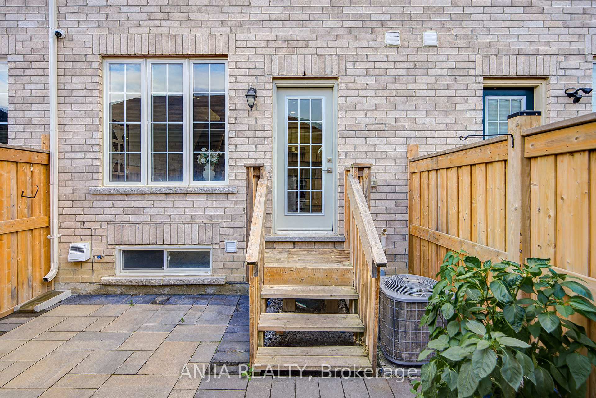 Photo 48 of 62 Harvest Field Road, Markham, Cornell — HOMEH