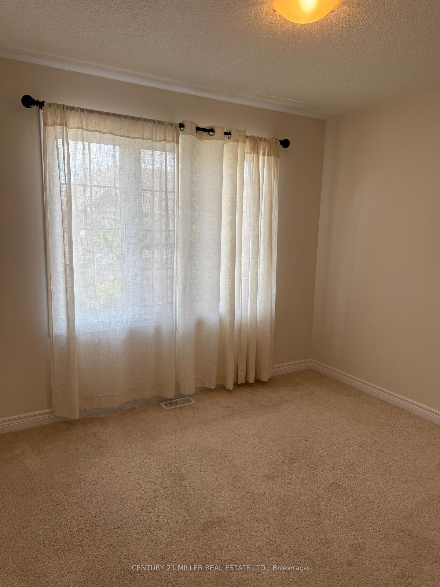 Photo 16 of Unit 35, 90 Raymond Road, Hamilton, Meadowlands — HOMEH