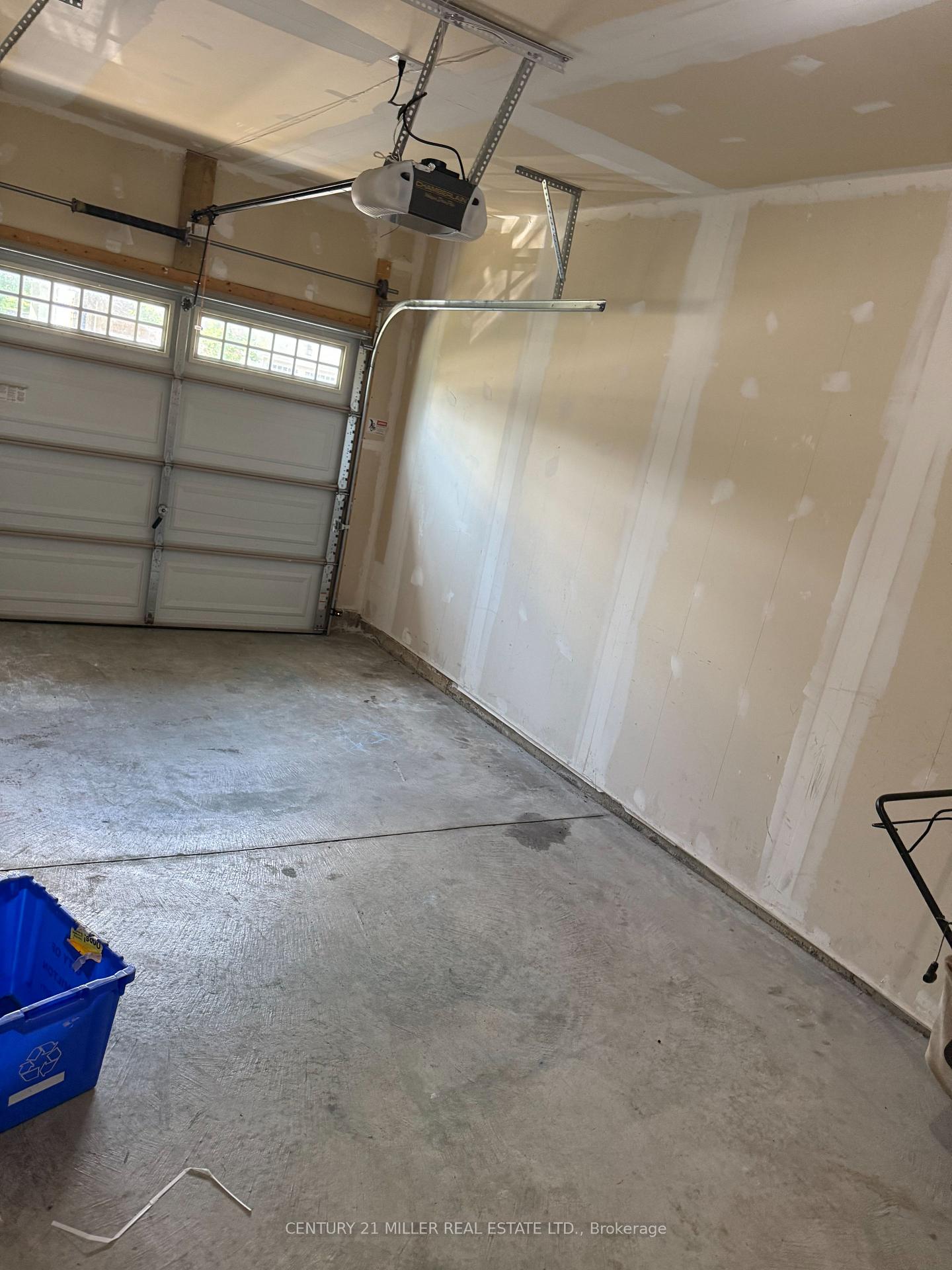 Photo 20 of Unit 35, 90 Raymond Road, Hamilton, Meadowlands — HOMEH