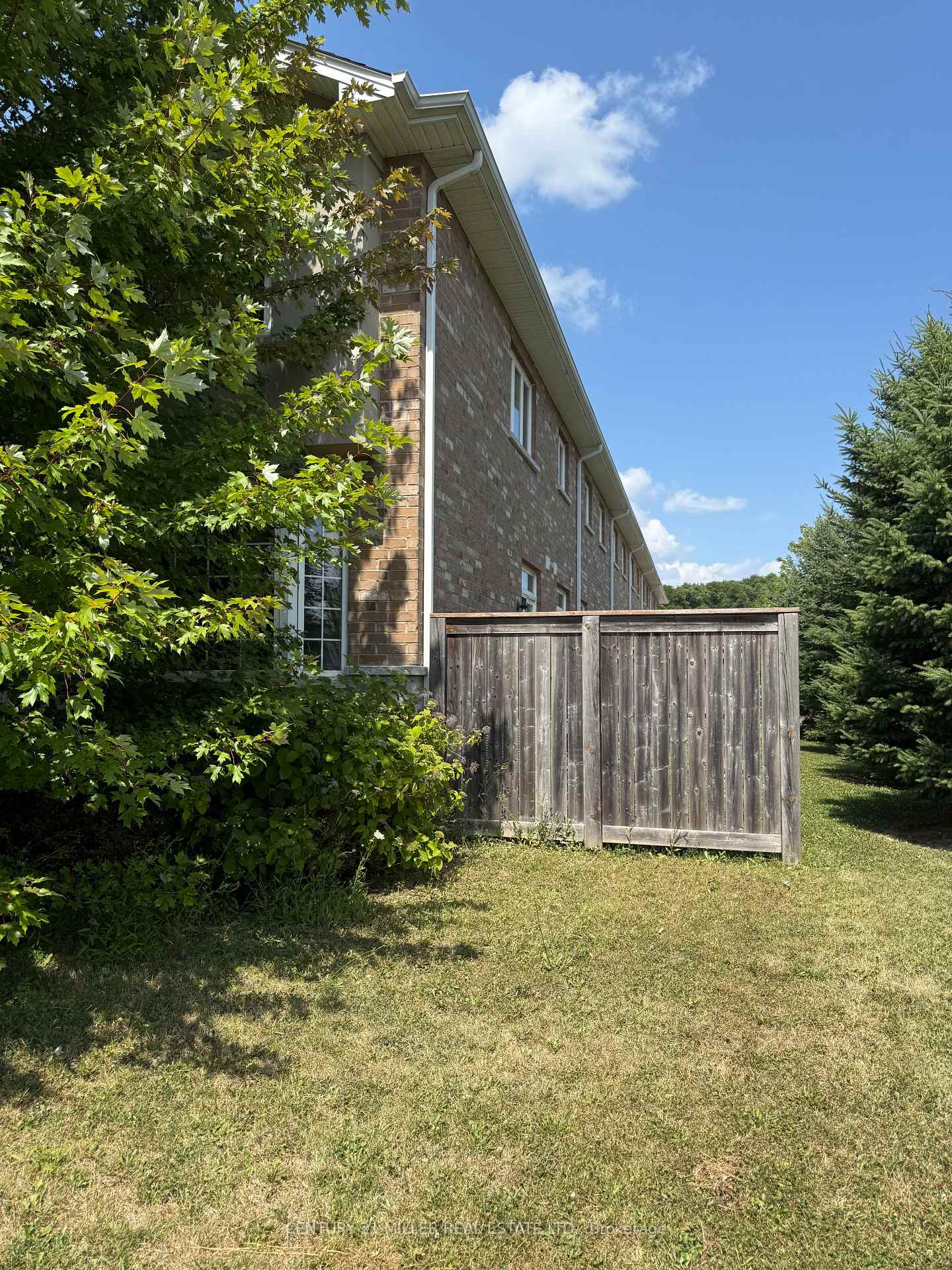 Photo 23 of Unit 35, 90 Raymond Road, Hamilton, Meadowlands — HOMEH