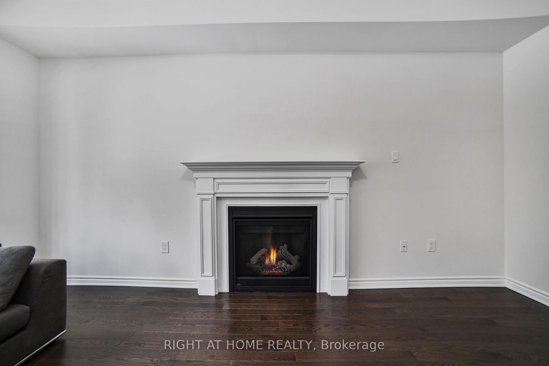 Photo 9 of 1621 Emberton Way, Innisfil, Alcona — HOMEH
