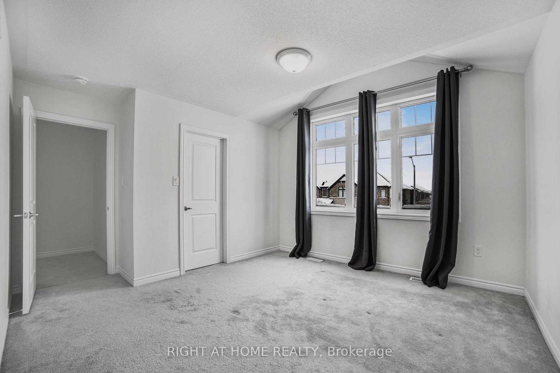 Photo 20 of 1621 Emberton Way, Innisfil, Alcona — HOMEH