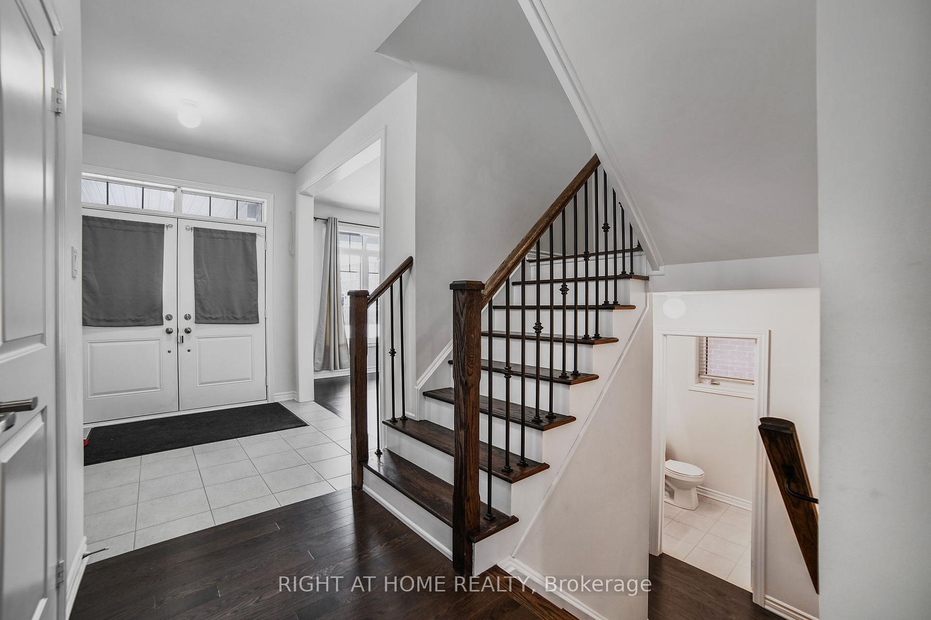 Photo 36 of 1621 Emberton Way, Innisfil, Alcona — HOMEH