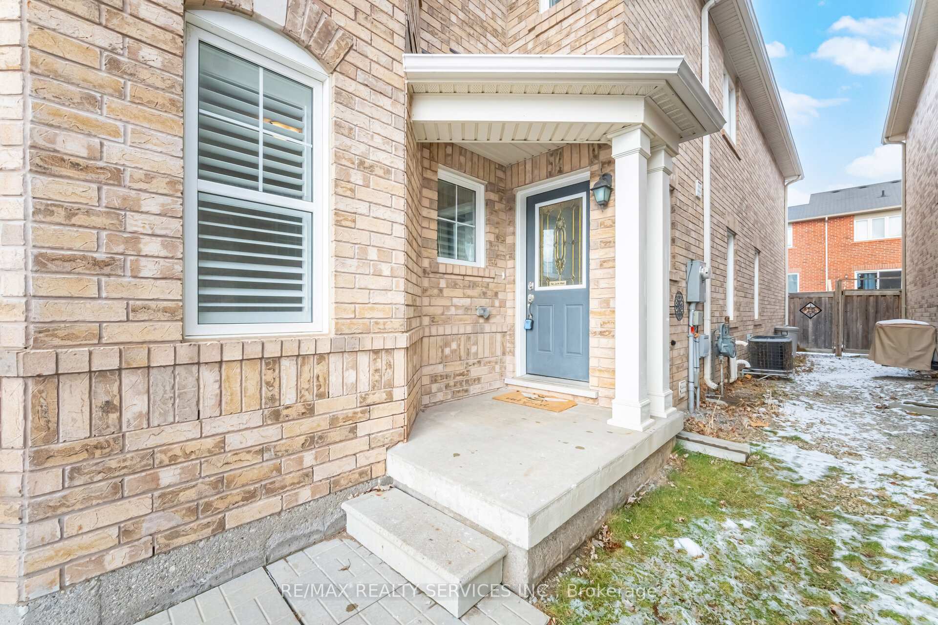 Photo 5 of 278 Gleave Terrace, Milton, Harrison — HOMEH