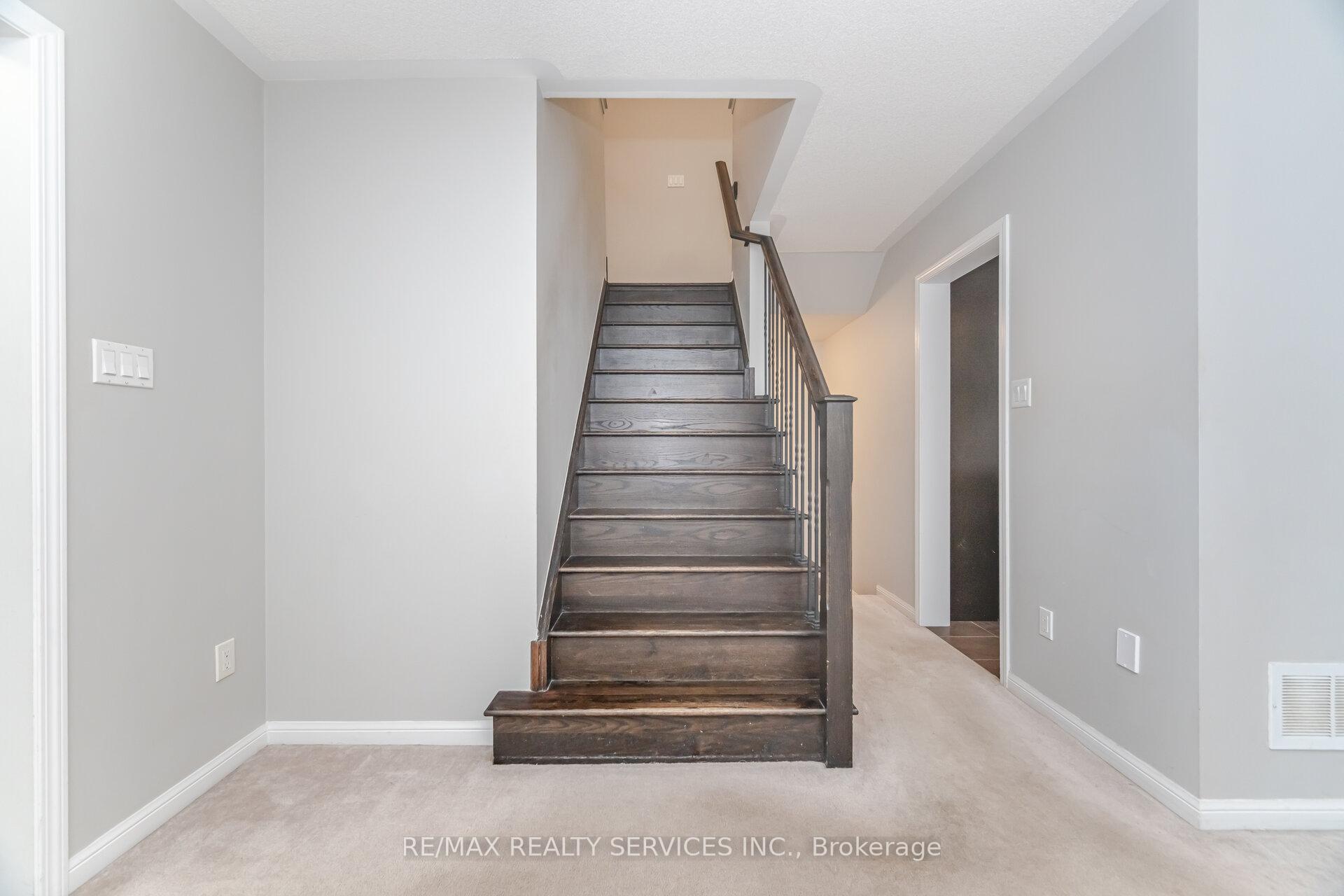 Photo 25 of 278 Gleave Terrace, Milton, Harrison — HOMEH