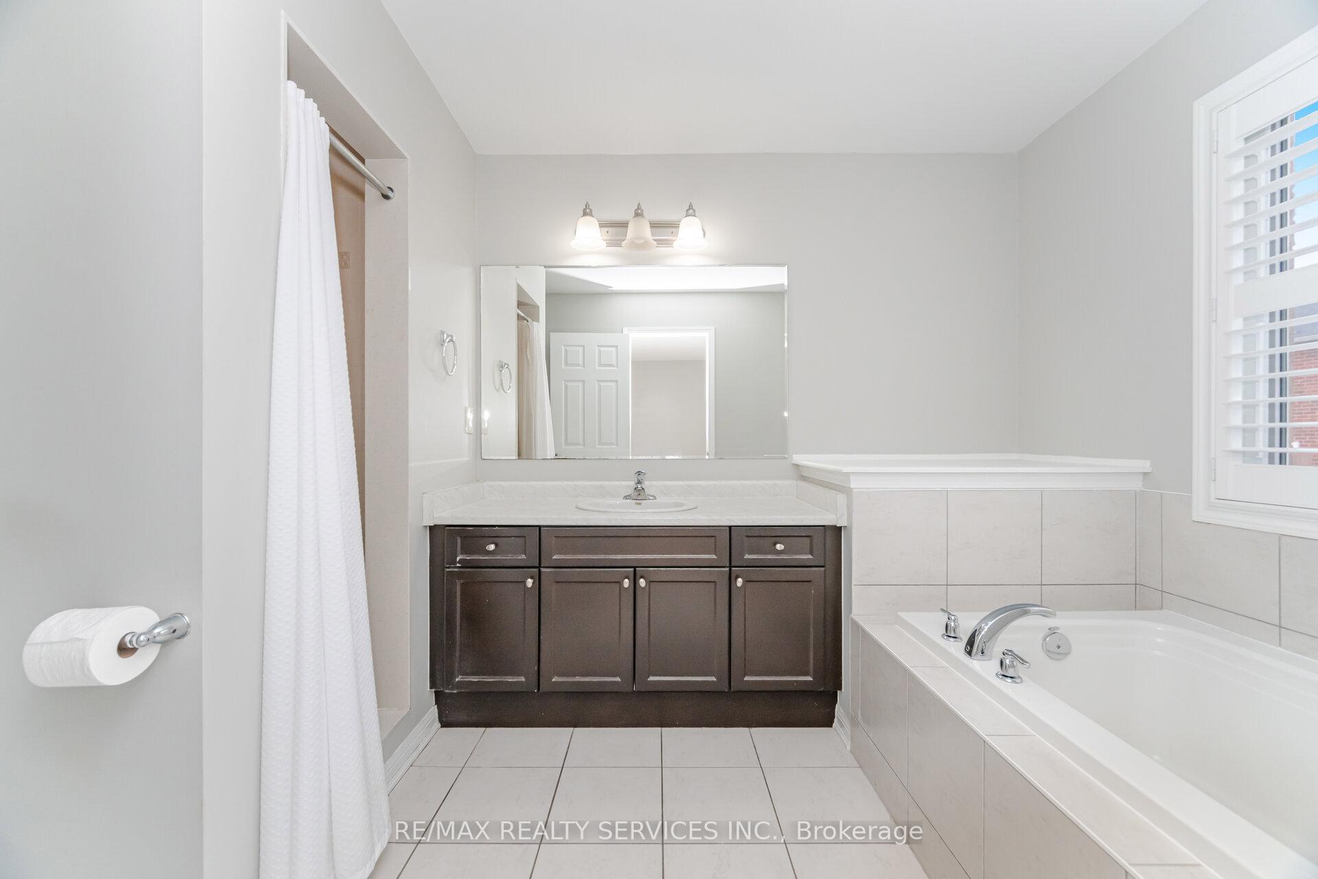 Photo 30 of 278 Gleave Terrace, Milton, Harrison — HOMEH
