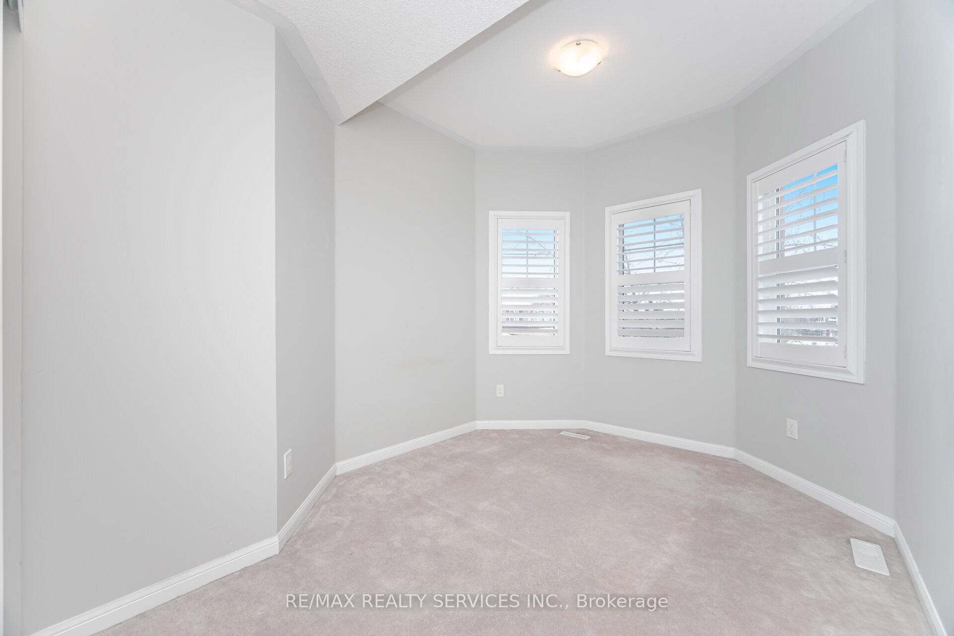 Photo 37 of 278 Gleave Terrace, Milton, Harrison — HOMEH