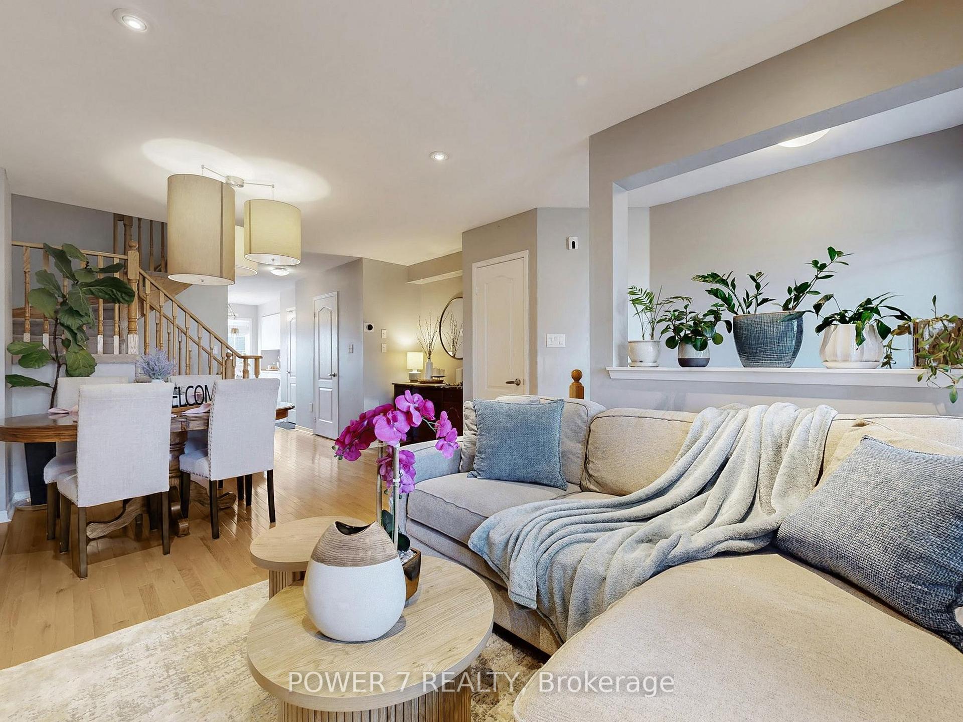 Photo 7 of 379 White's Hill Avenue, Markham, Cornell — HOMEH