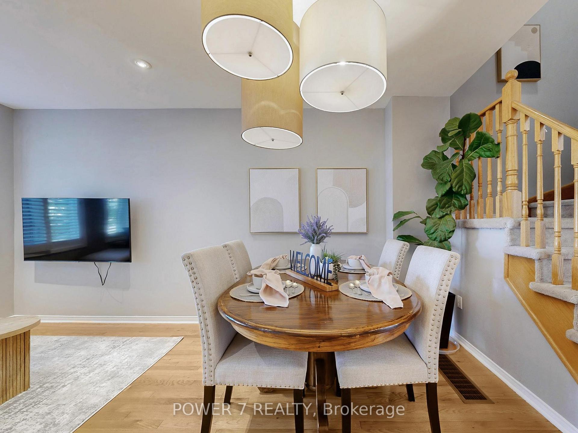 Photo 9 of 379 White's Hill Avenue, Markham, Cornell — HOMEH