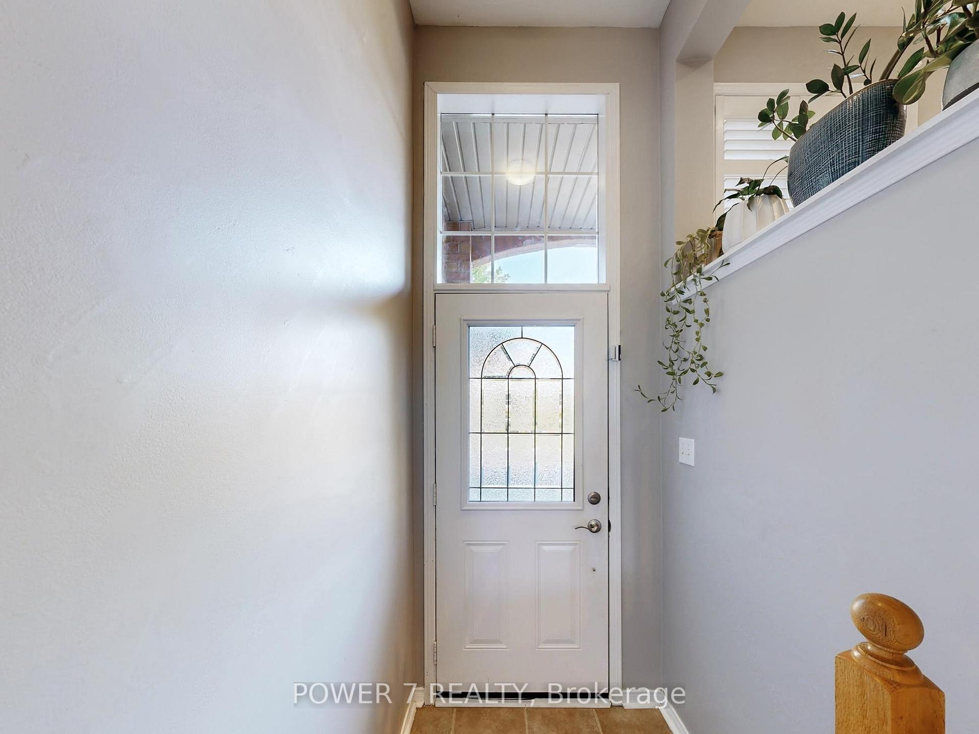 Photo 19 of 379 White's Hill Avenue, Markham, Cornell — HOMEH