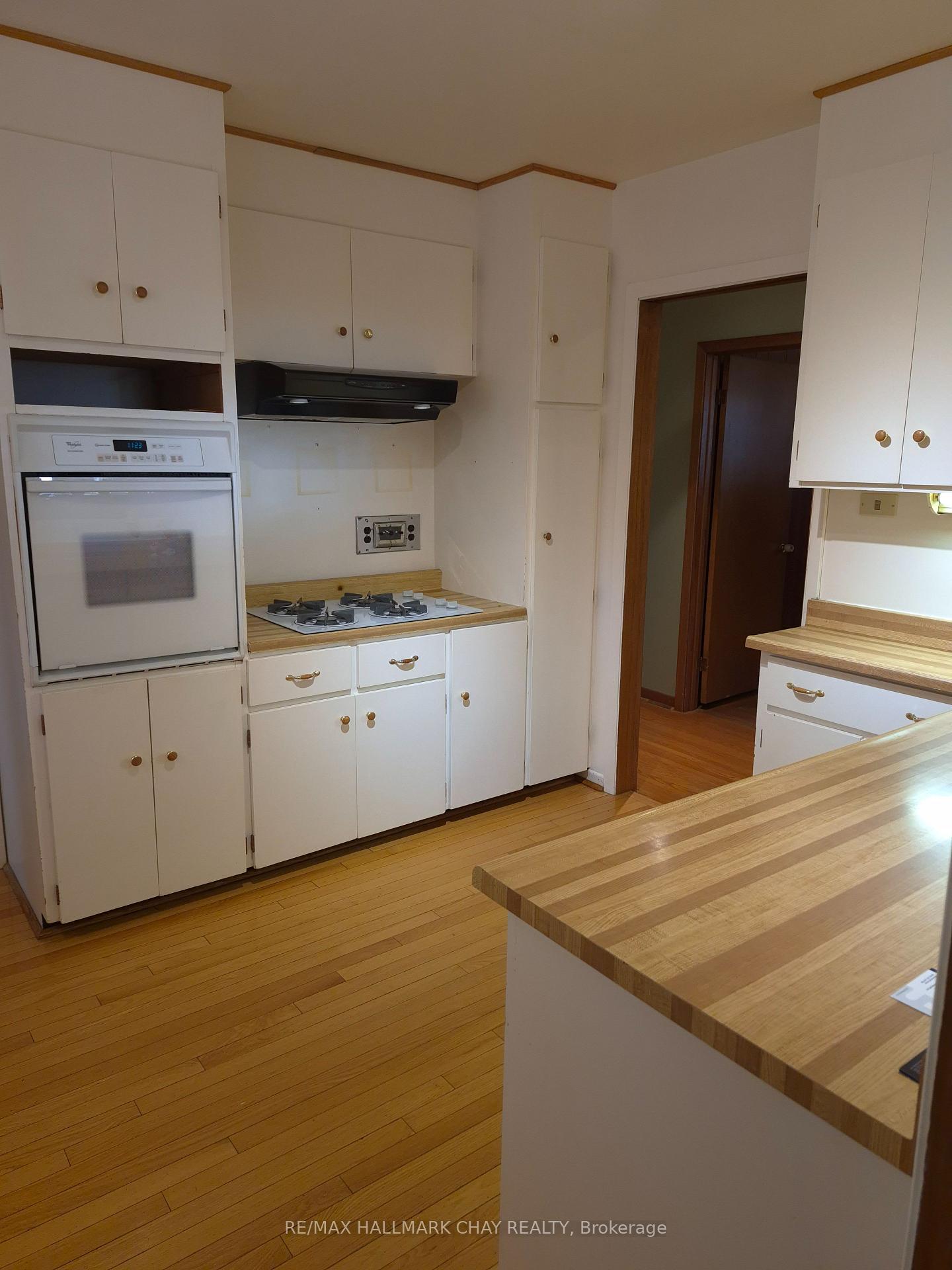 Photo 14 of 1005 Ingram Crescent, Midland — HOMEH