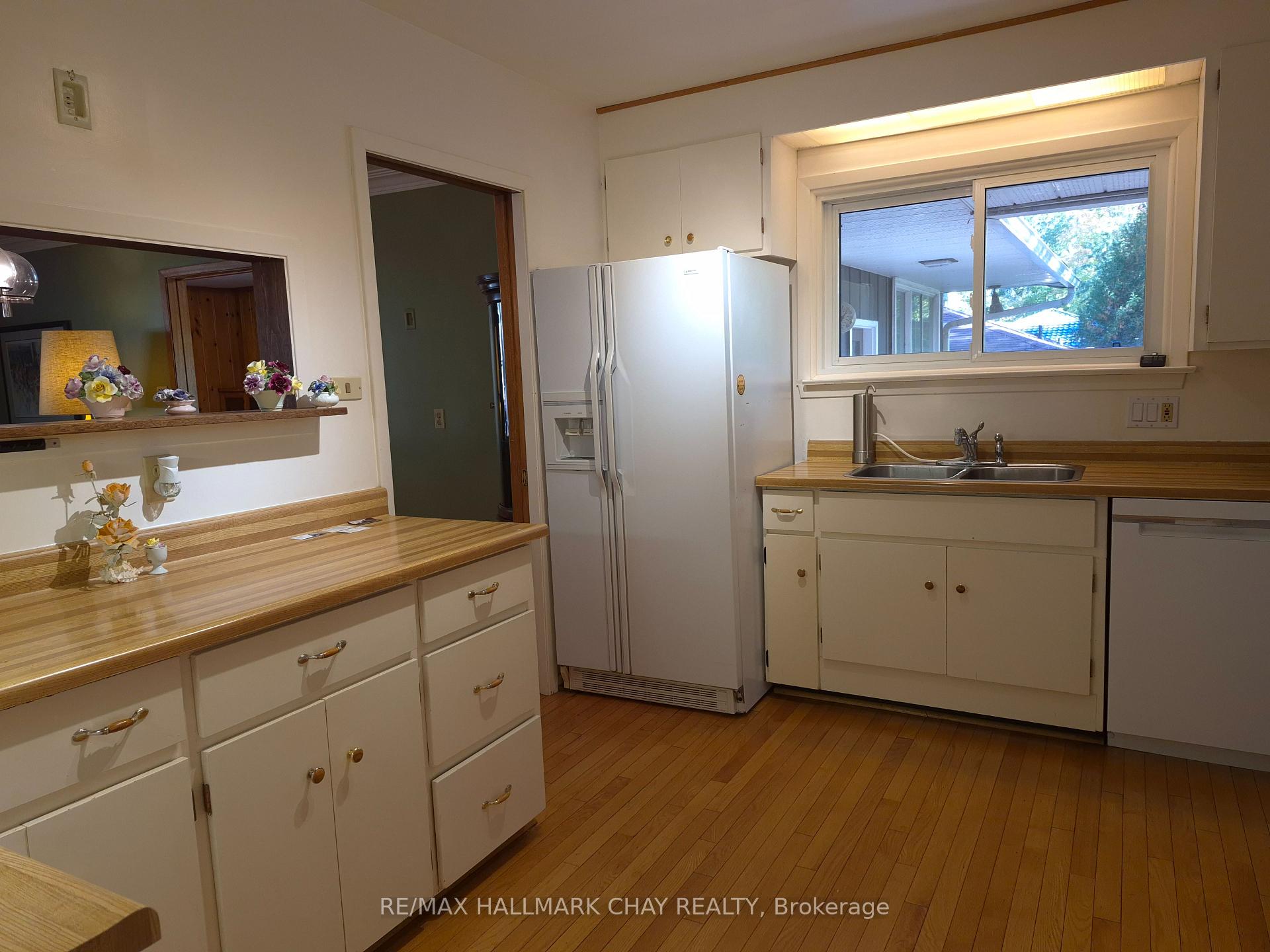 Photo 15 of 1005 Ingram Crescent, Midland — HOMEH
