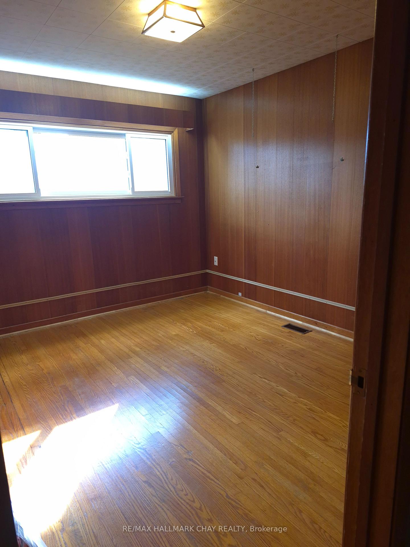 Photo 22 of 1005 Ingram Crescent, Midland — HOMEH