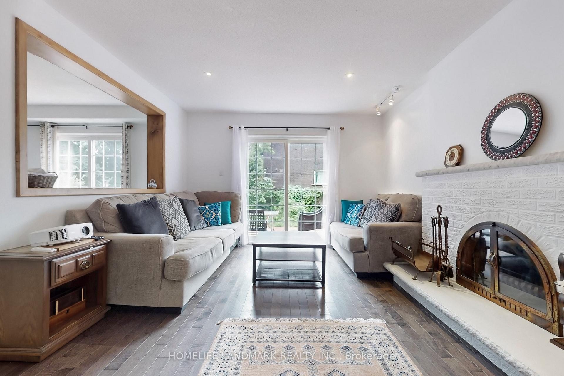 Photo 7 of 105 Willowbrook Road, Markham, Aileen-Willowbrook — HOMEH