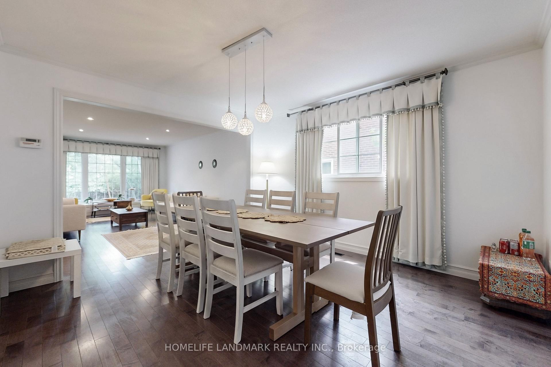 Photo 8 of 105 Willowbrook Road, Markham, Aileen-Willowbrook — HOMEH