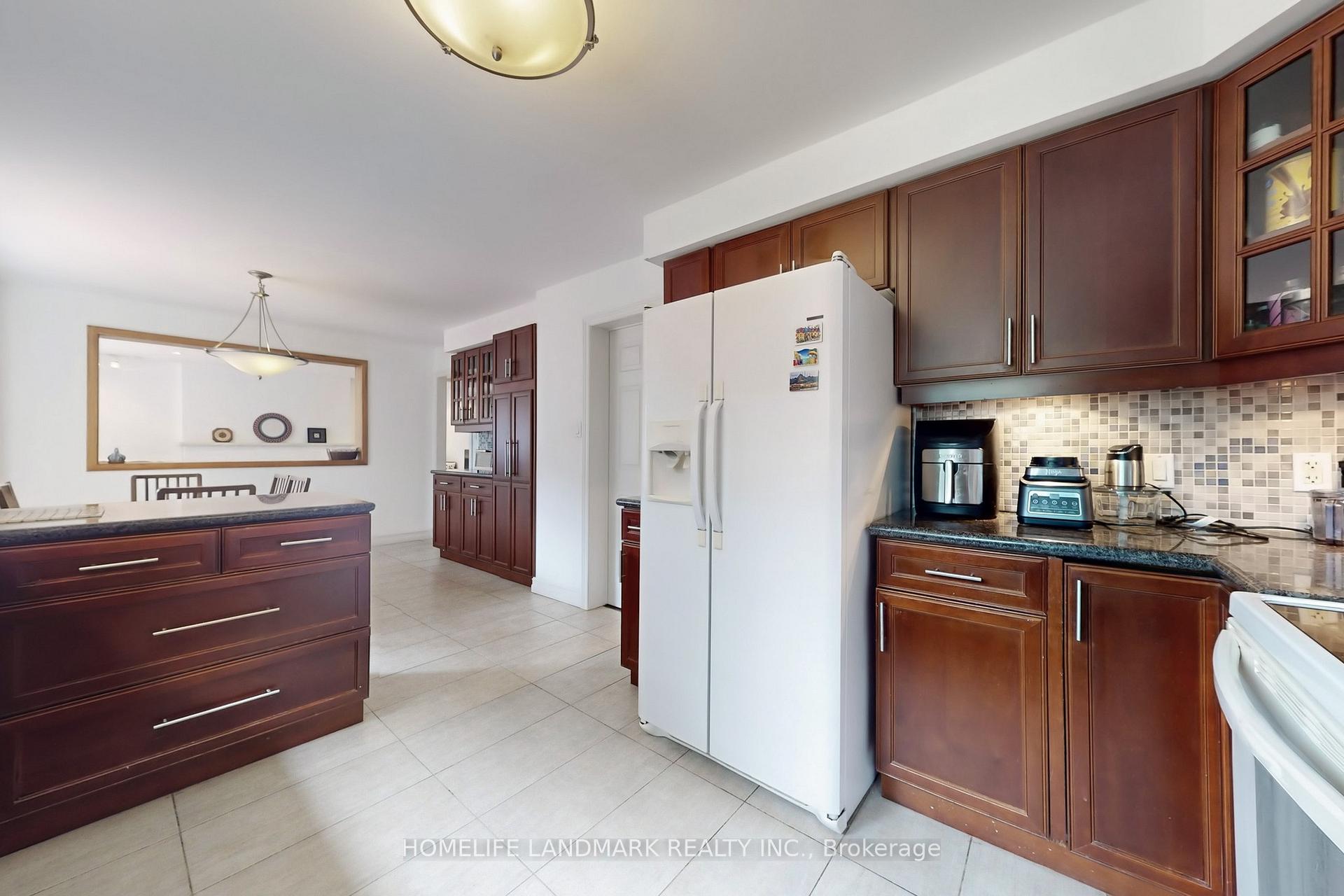 Photo 9 of 105 Willowbrook Road, Markham, Aileen-Willowbrook — HOMEH