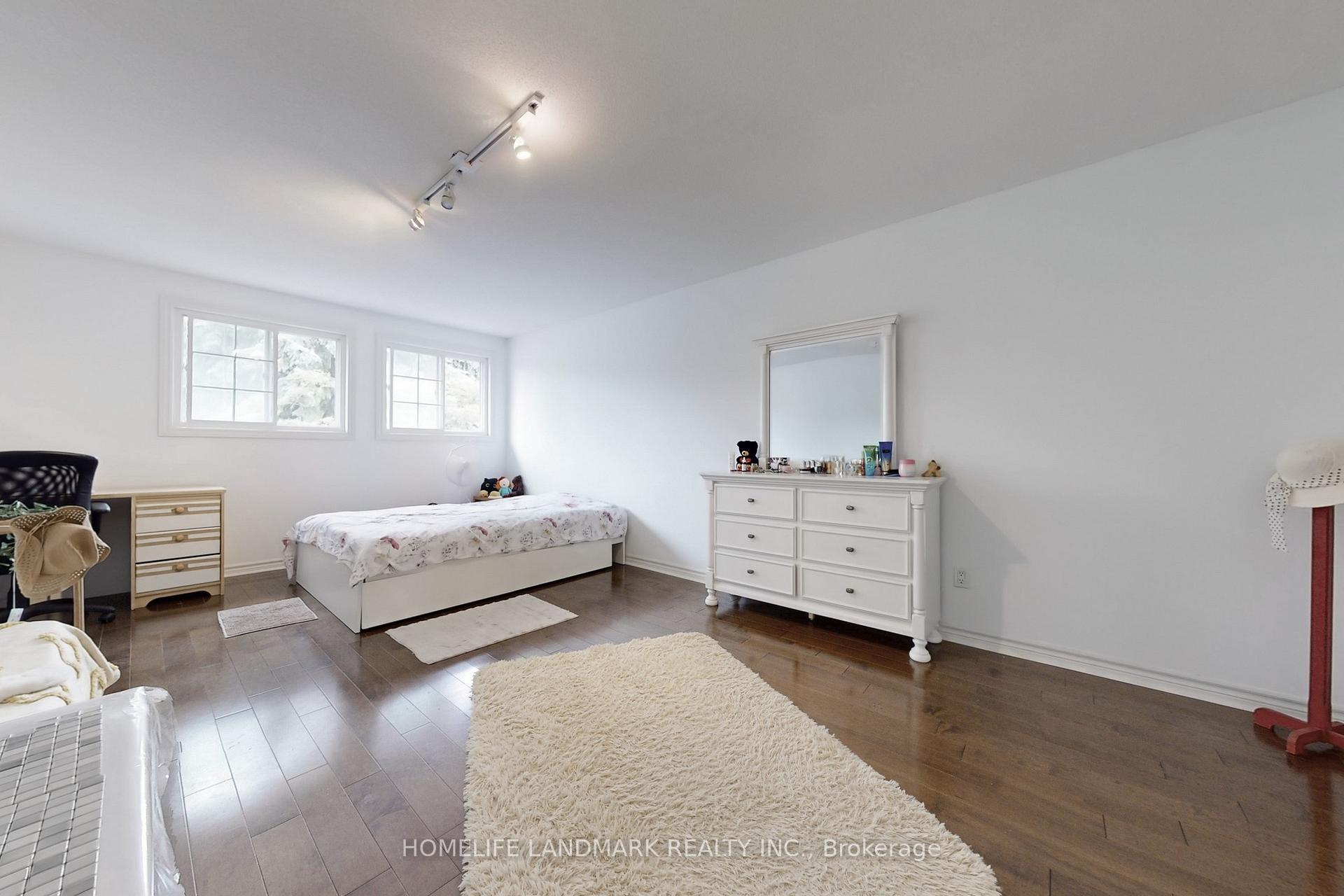 Photo 14 of 105 Willowbrook Road, Markham, Aileen-Willowbrook — HOMEH