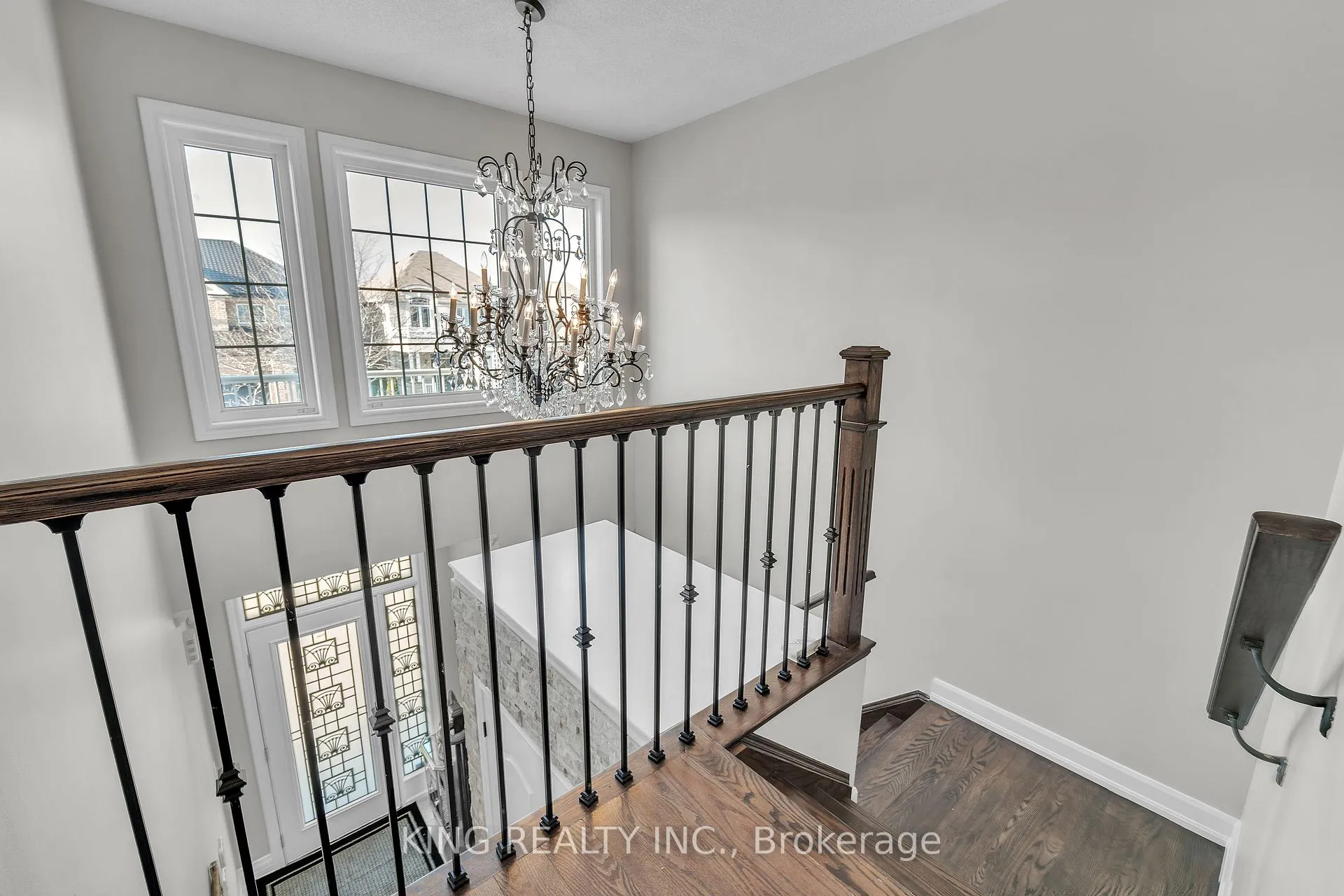 Photo 19 of 174 Minto Crescent, Milton, Willmott — HOMEH