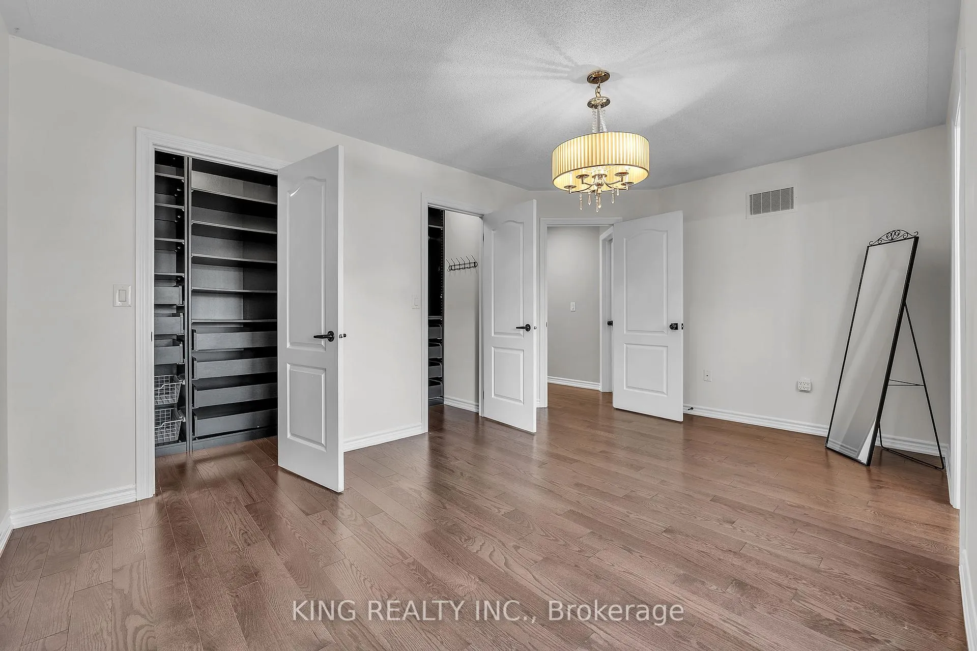 Photo 27 of 174 Minto Crescent, Milton, Willmott — HOMEH