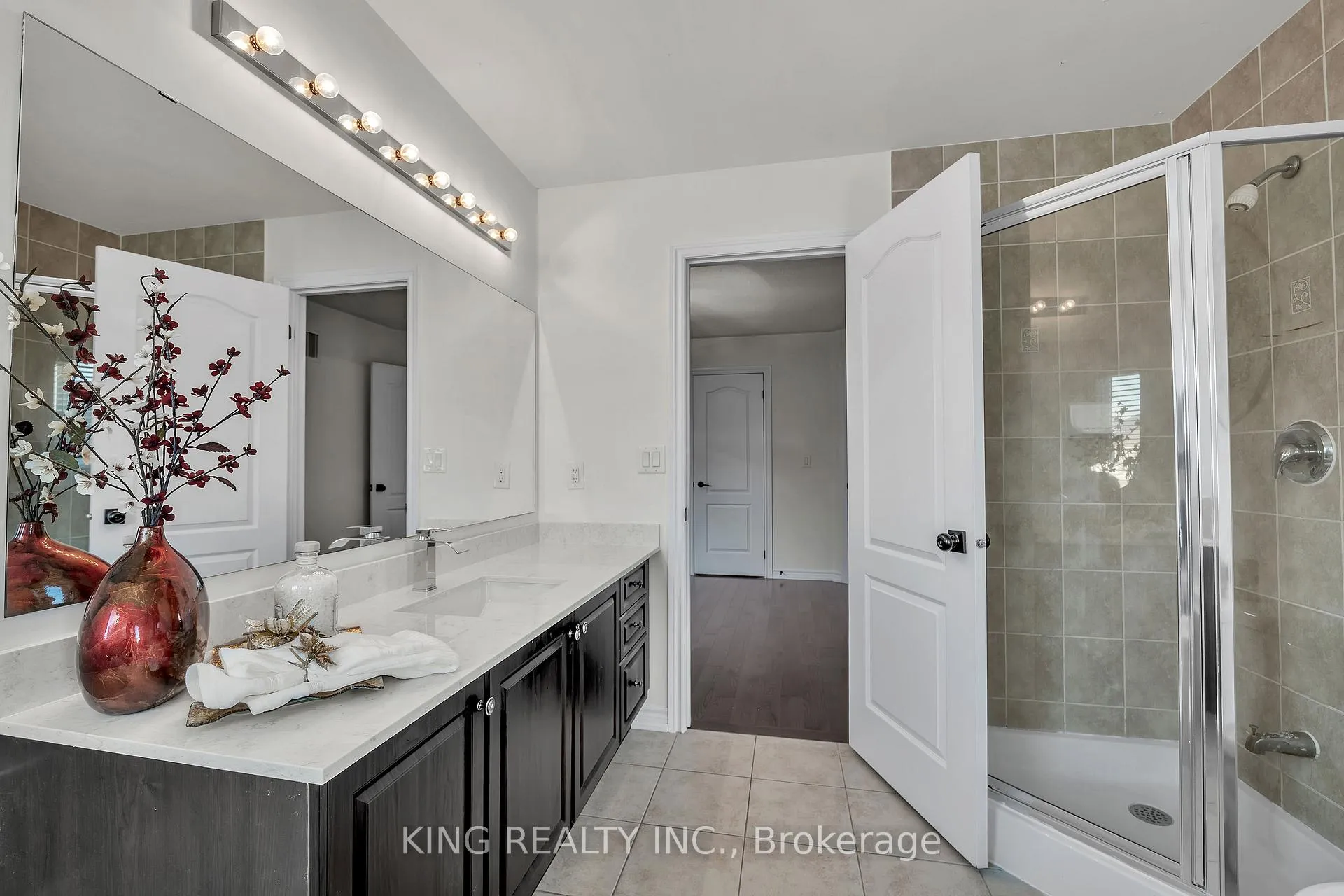 Photo 30 of 174 Minto Crescent, Milton, Willmott — HOMEH