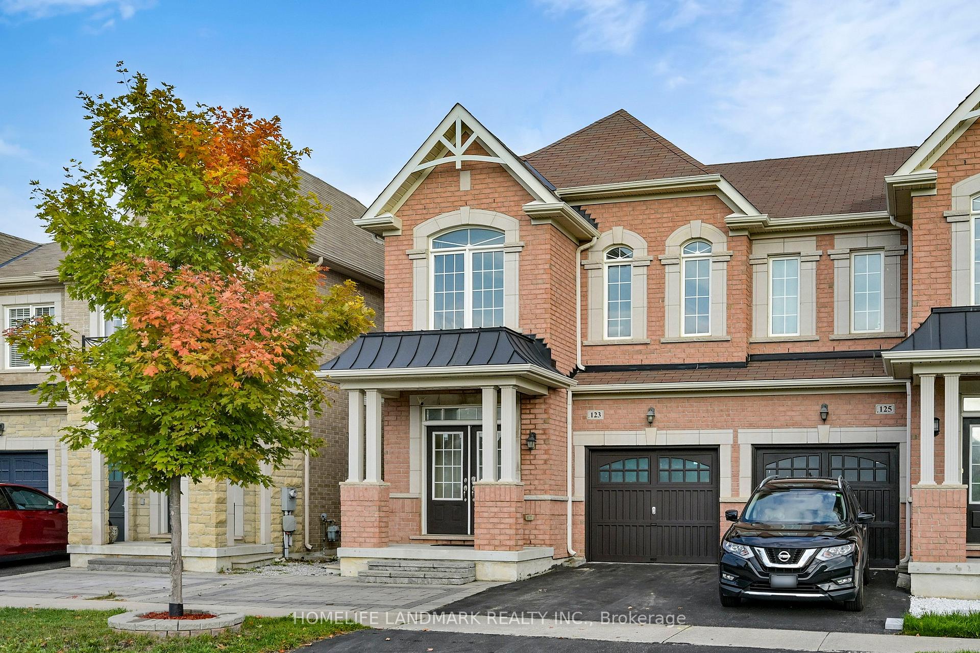 Photo 4 of 123 Fimco Crescent, Markham, Greensborough — HOMEH