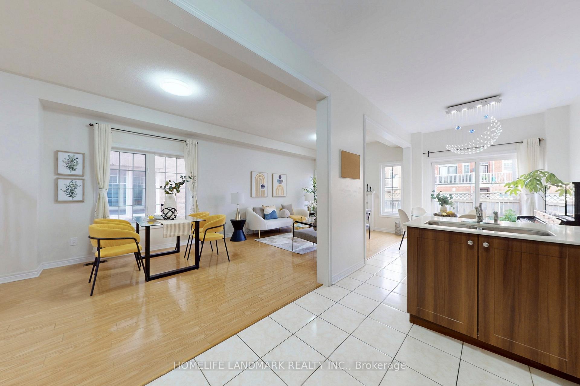 Photo 12 of 123 Fimco Crescent, Markham, Greensborough — HOMEH