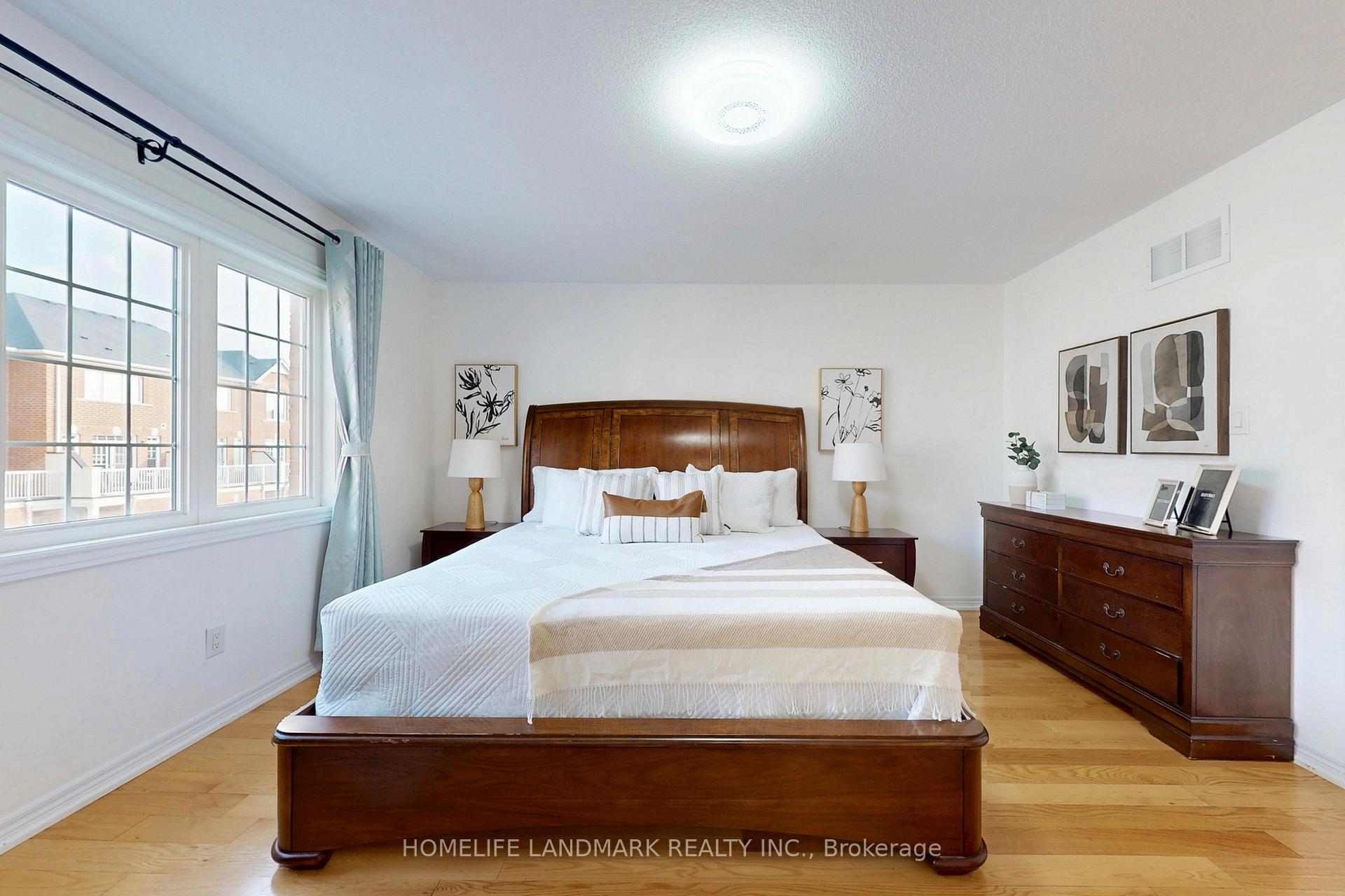 Photo 21 of 123 Fimco Crescent, Markham, Greensborough — HOMEH