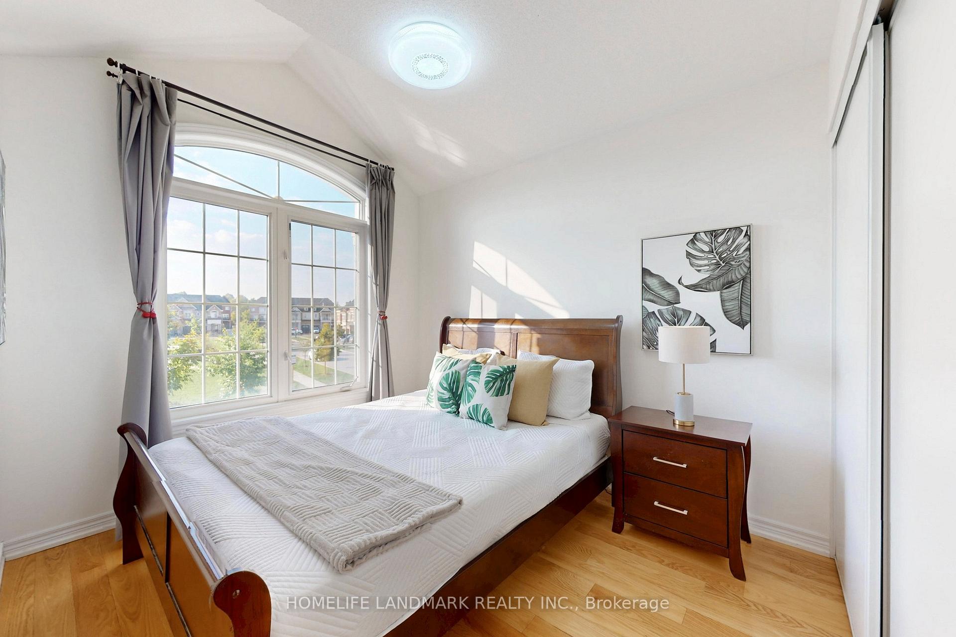 Photo 26 of 123 Fimco Crescent, Markham, Greensborough — HOMEH
