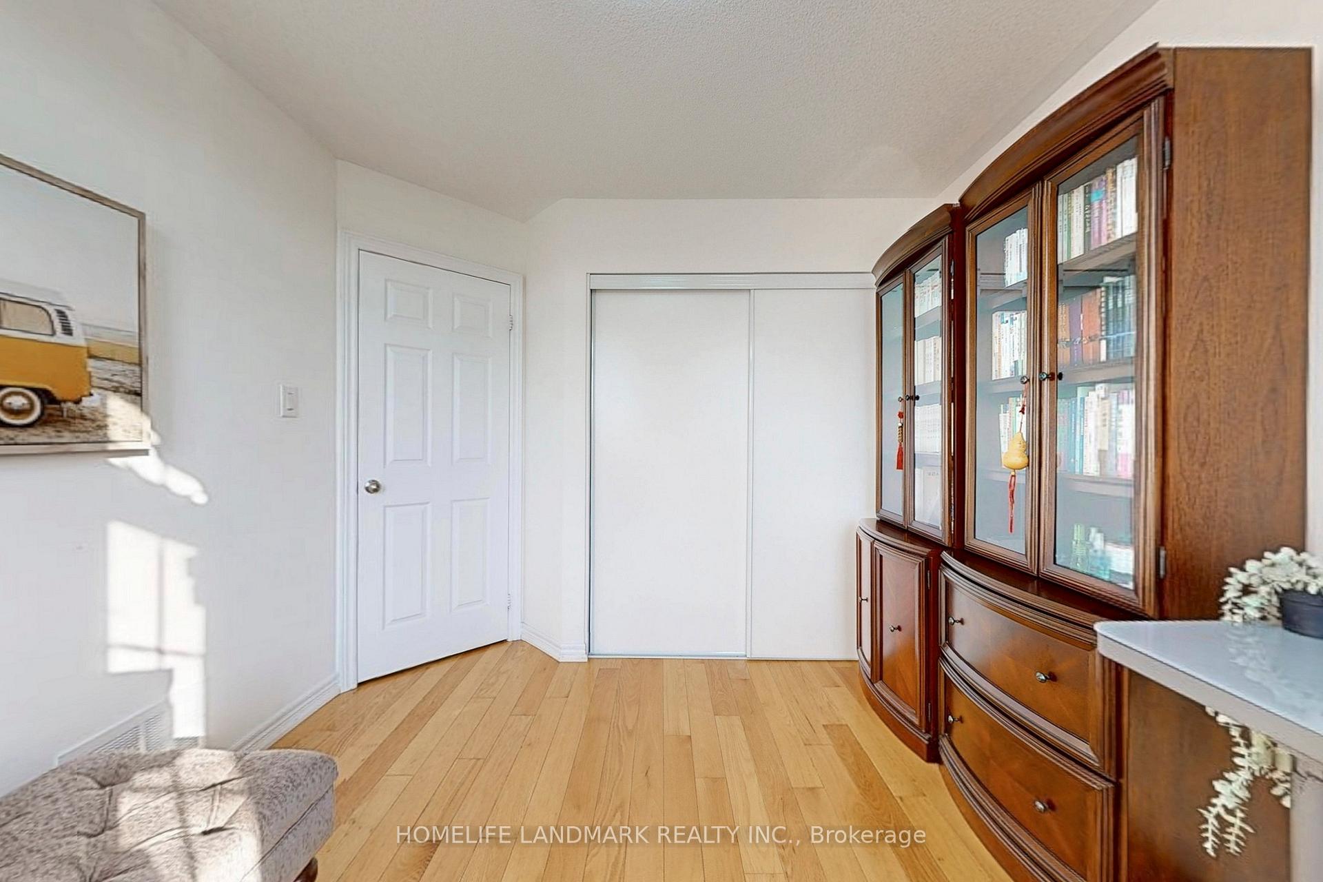 Photo 32 of 123 Fimco Crescent, Markham, Greensborough — HOMEH