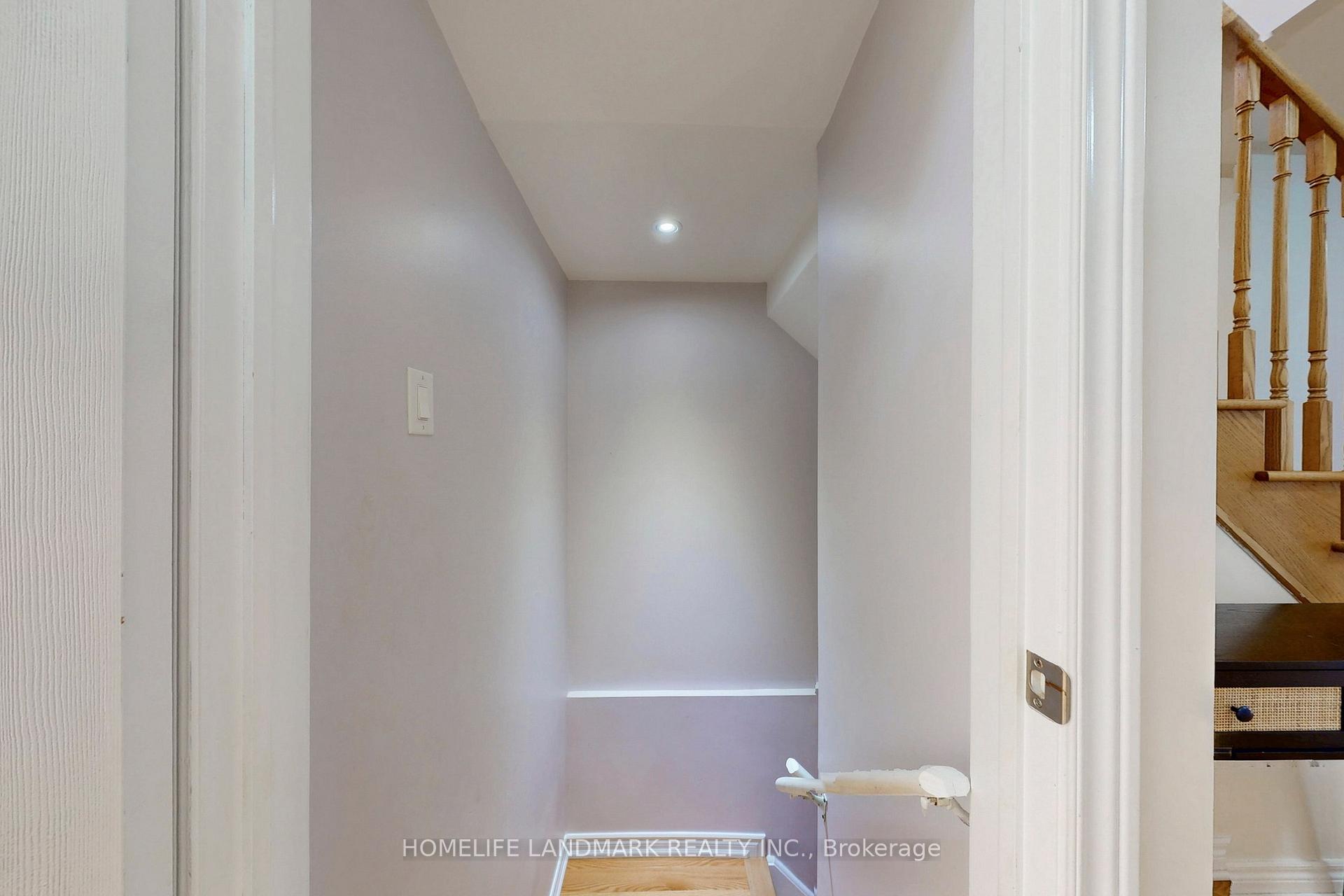 Photo 35 of 123 Fimco Crescent, Markham, Greensborough — HOMEH