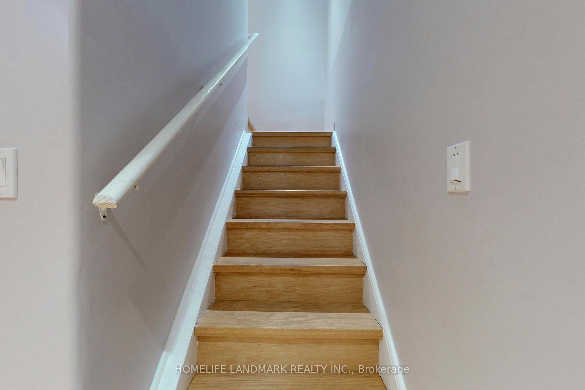Photo 36 of 123 Fimco Crescent, Markham, Greensborough — HOMEH