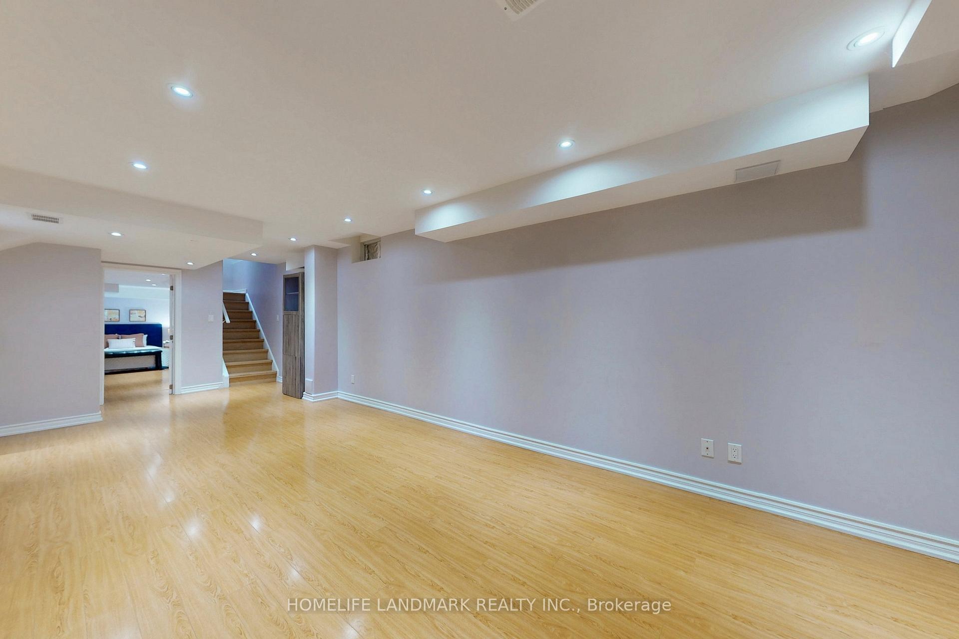 Photo 39 of 123 Fimco Crescent, Markham, Greensborough — HOMEH
