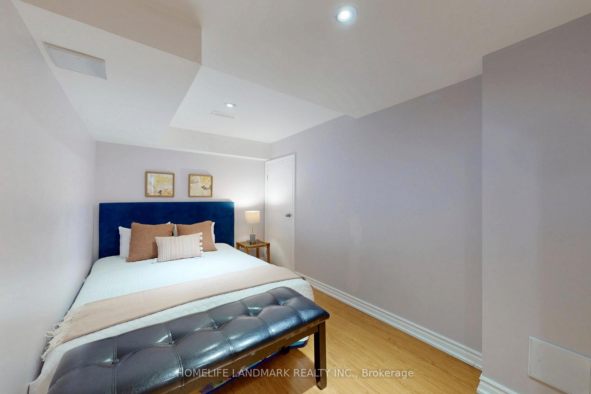 Photo 40 of 123 Fimco Crescent, Markham, Greensborough — HOMEH