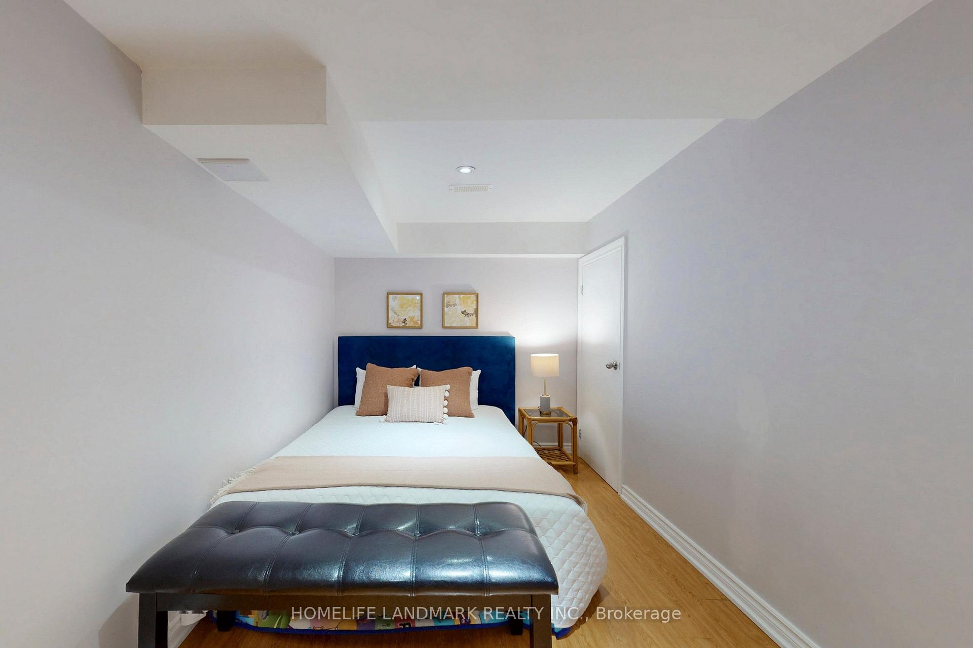 Photo 41 of 123 Fimco Crescent, Markham, Greensborough — HOMEH
