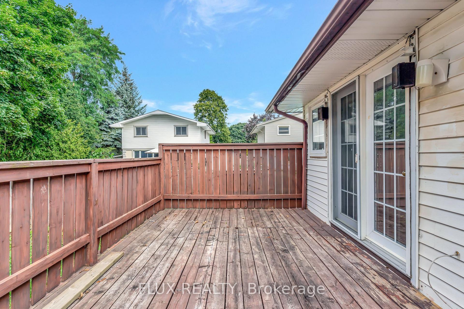 Photo 28 of 8 Mayfair Court, Kitchener — HOMEH