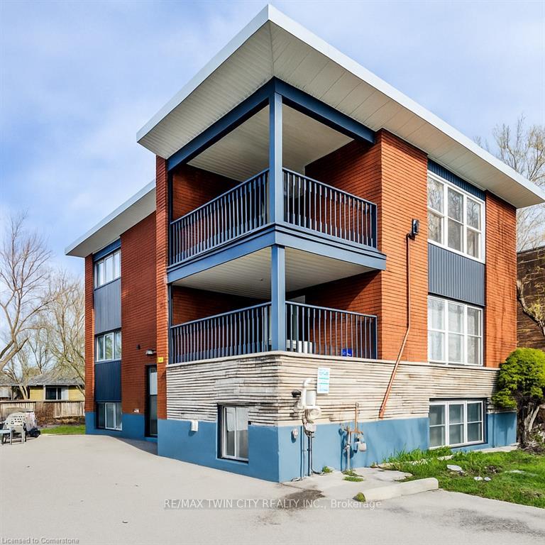 Photo 1 of 486 Highland Road E, Kitchener, Southdale — HOMEH