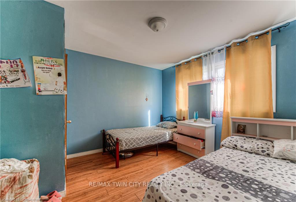 Photo 15 of 486 Highland Road E, Kitchener, Southdale — HOMEH