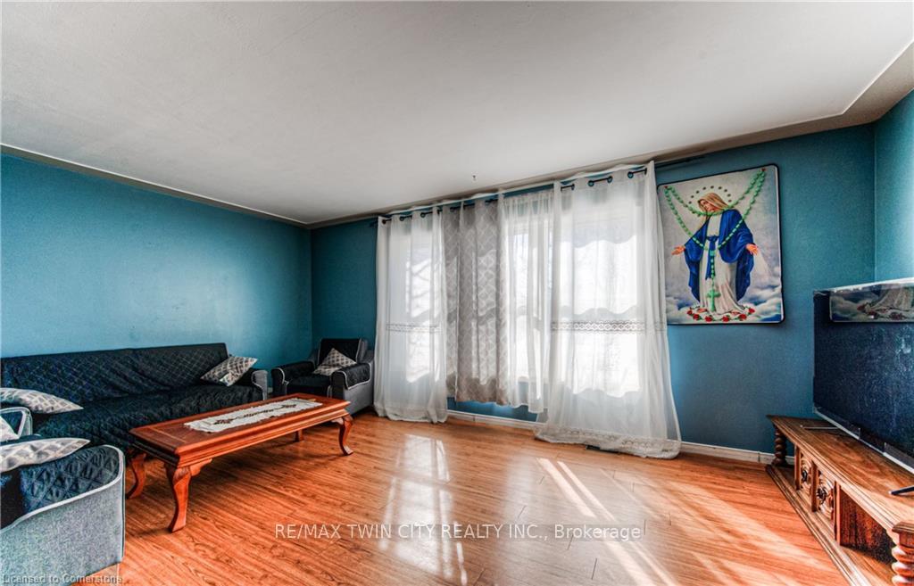 Photo 16 of 486 Highland Road E, Kitchener, Southdale — HOMEH