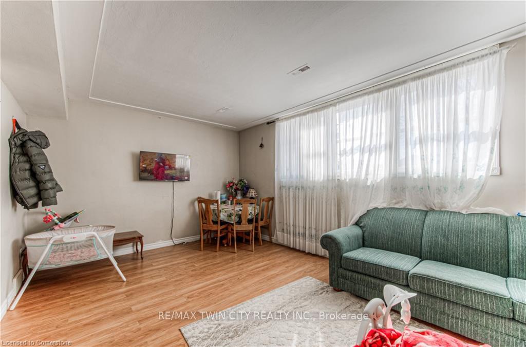 Photo 21 of 486 Highland Road E, Kitchener, Southdale — HOMEH